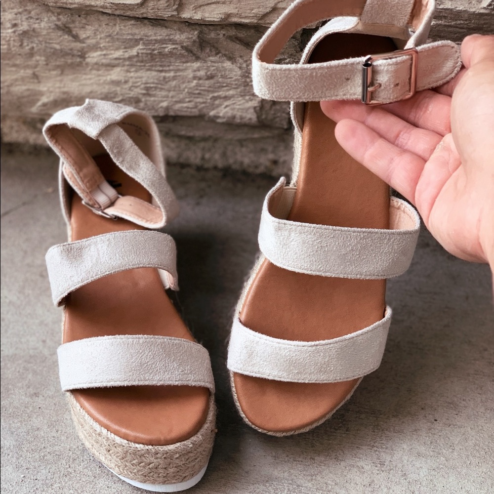 Natural jute wrap around Flatform sandal - Picture 4 of 12
